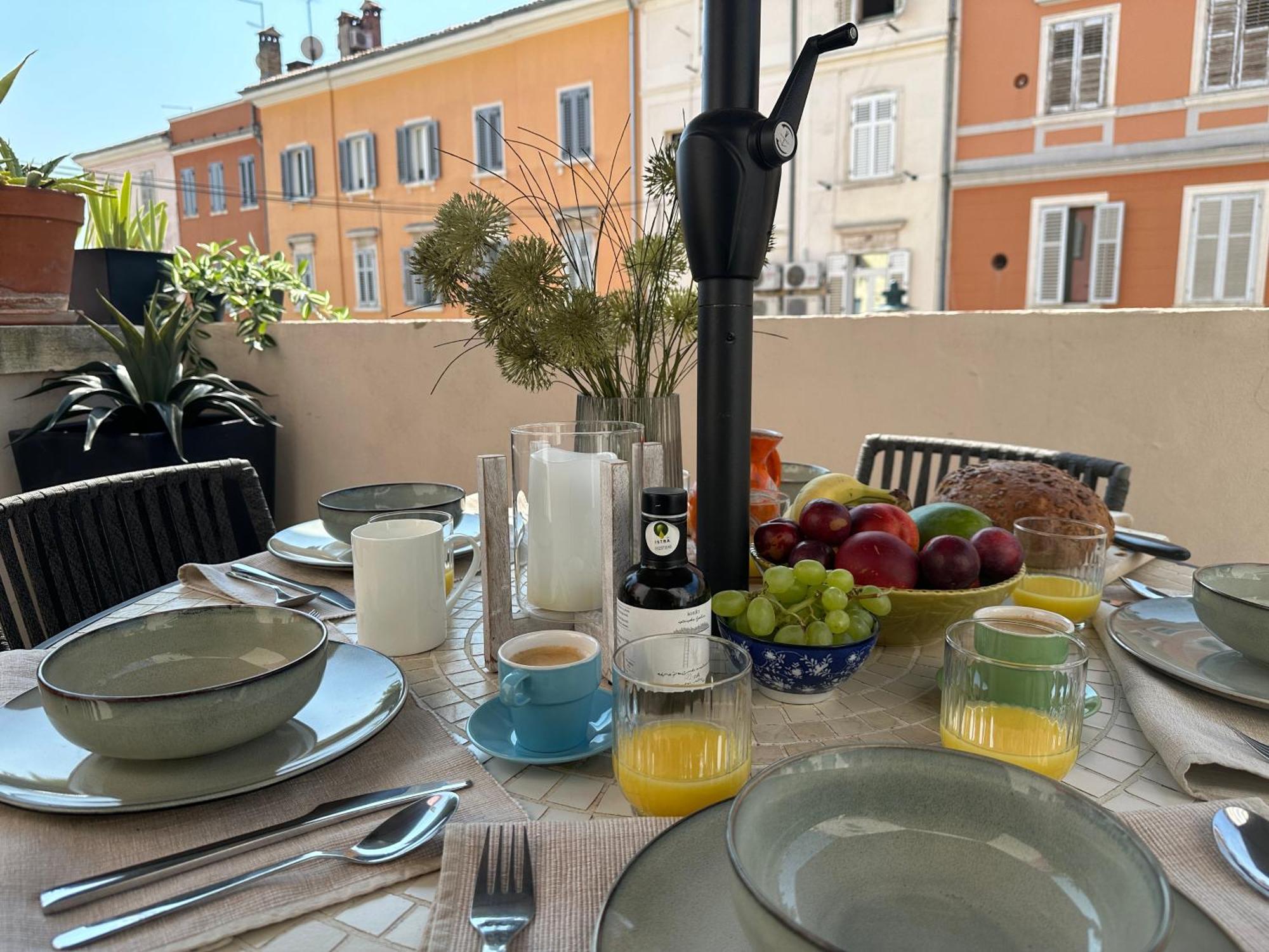 5C Luxury Apartment Rovinj Buitenkant foto